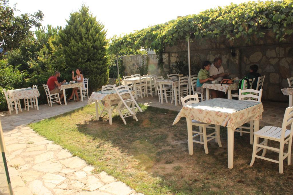 Ilyada Hotel Bozcaada Island Buitenkant foto