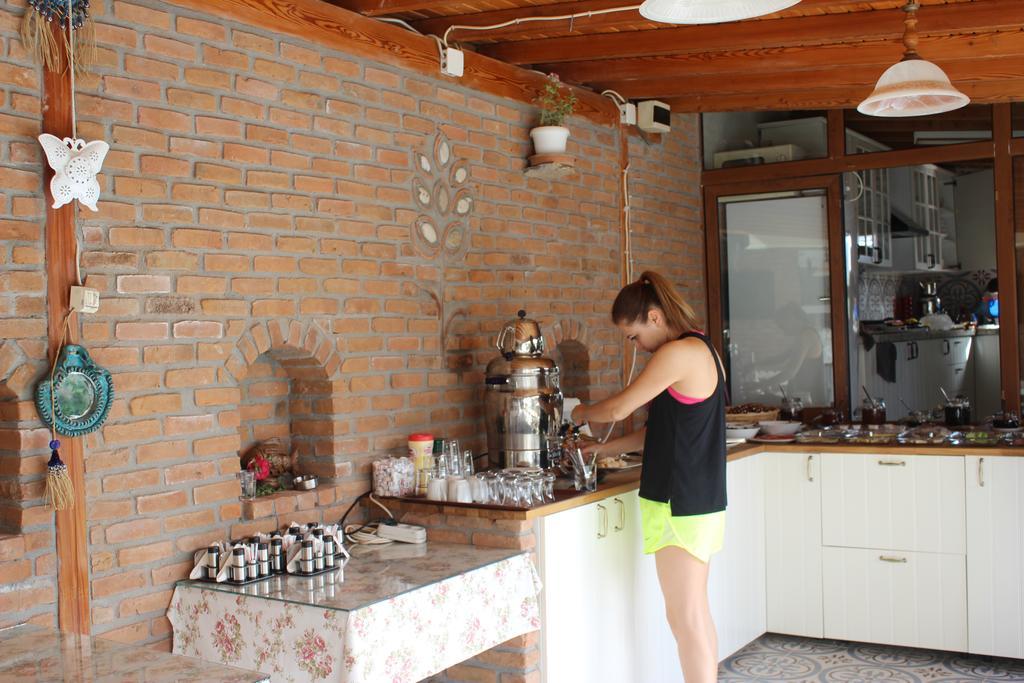 Ilyada Hotel Bozcaada Island Buitenkant foto